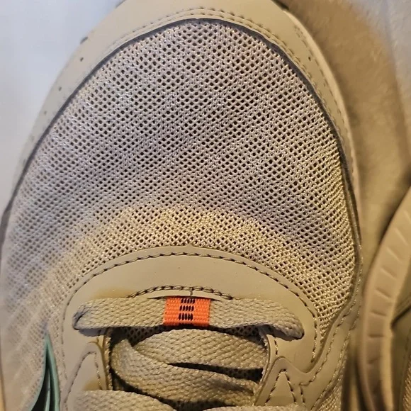 Saucony Cohesion 13 Grey/Mint Womans Athletic Shoes 9.5 Excellent Condition - Picture 5 of 7